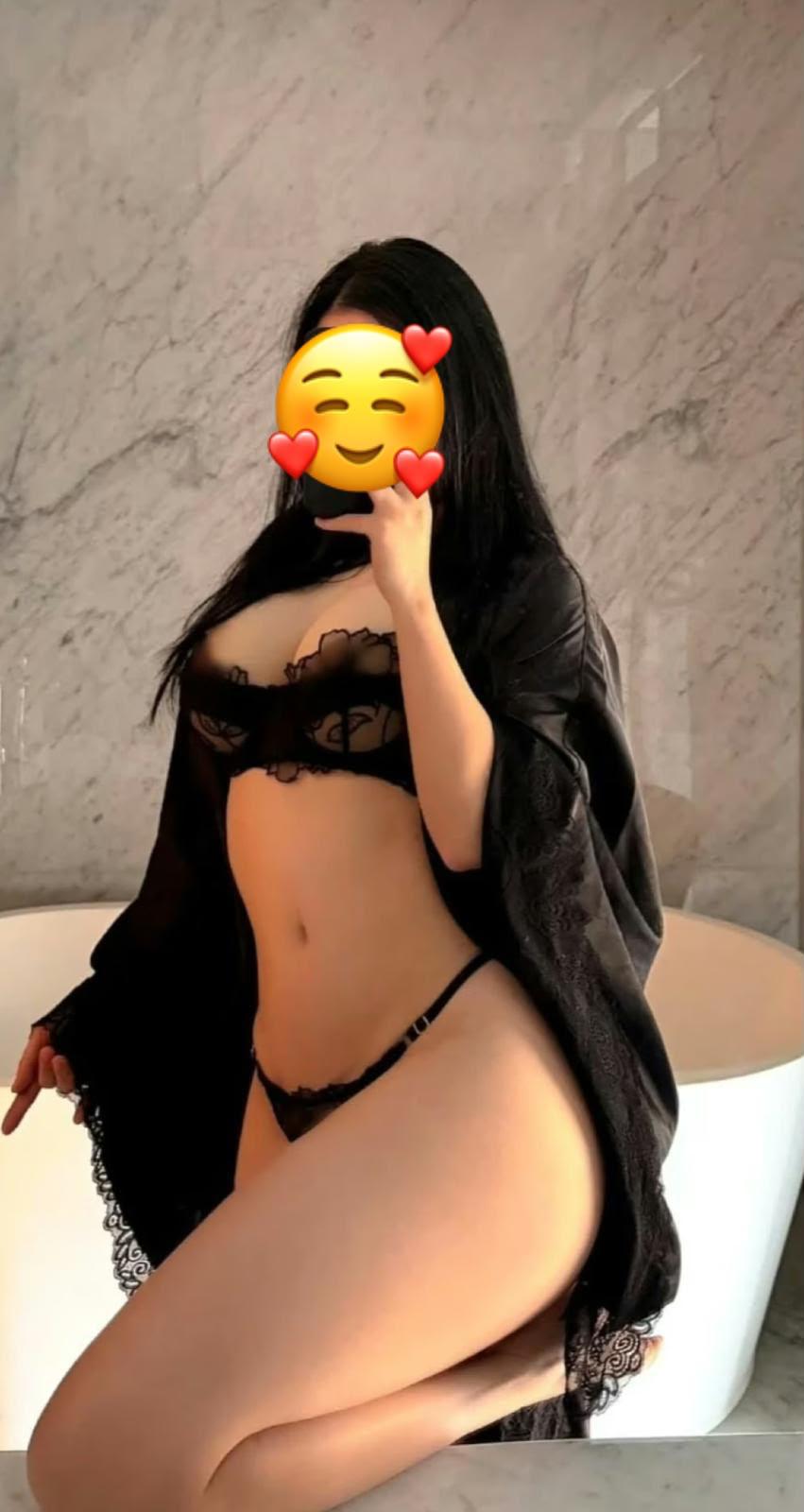 Ayvalı Escort